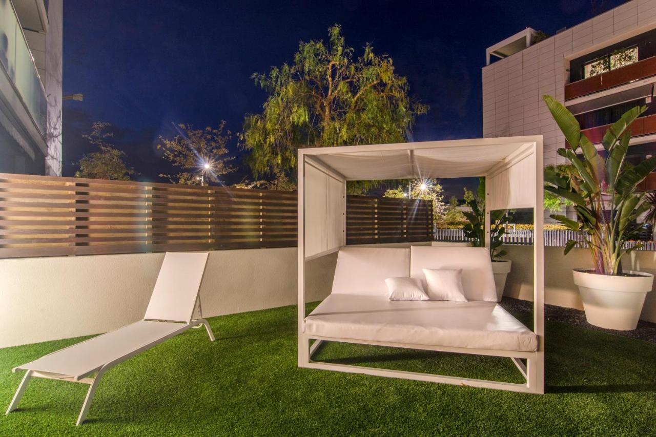 Sitges Garden Paradise: 3-Bedroom Villa with Pool and Terrace Exterior photo